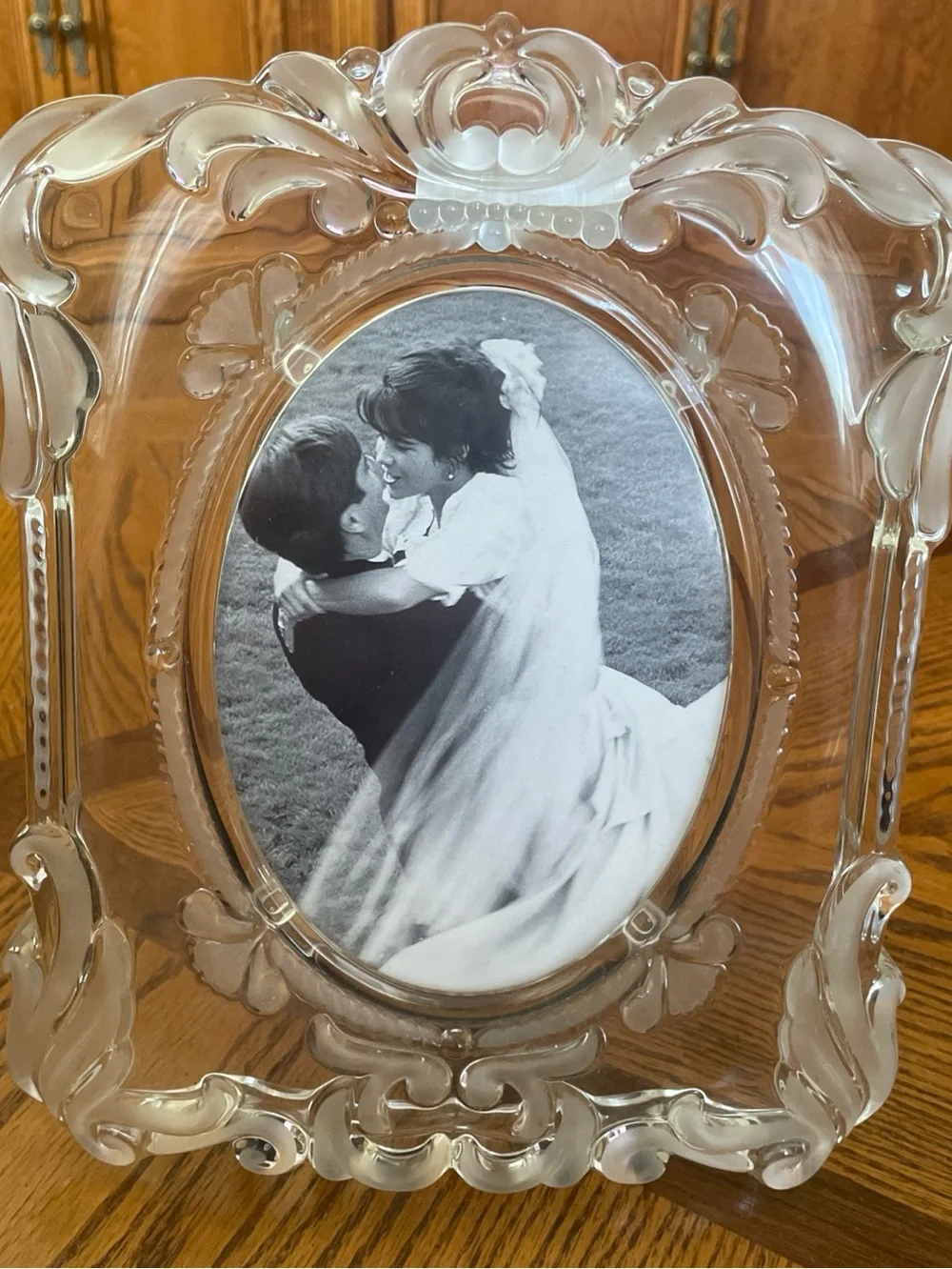 Mikasa “Princess” 5x7 Crystal Wedding Picture Frame Clear & Frosted. Germany NWT